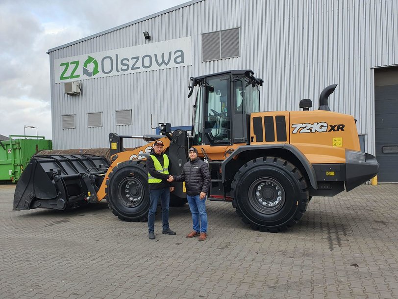 CASE LOADERS CELEBRATE SUCCESS IN POLISH WASTE HANDLING MARKET